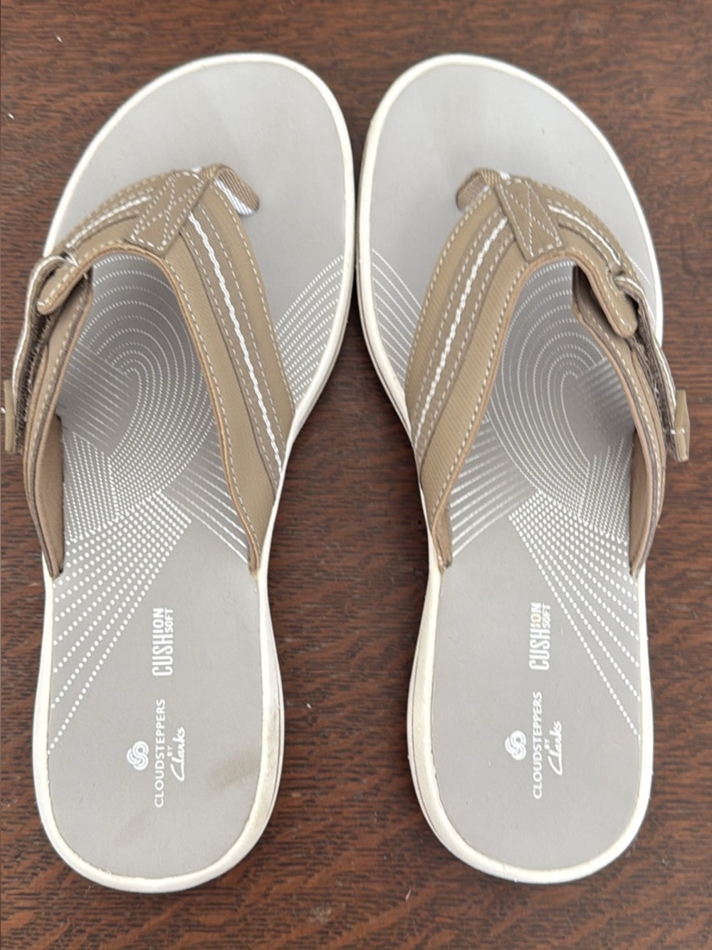 Clarks Cloudsteppers Ran Sandals Things 8